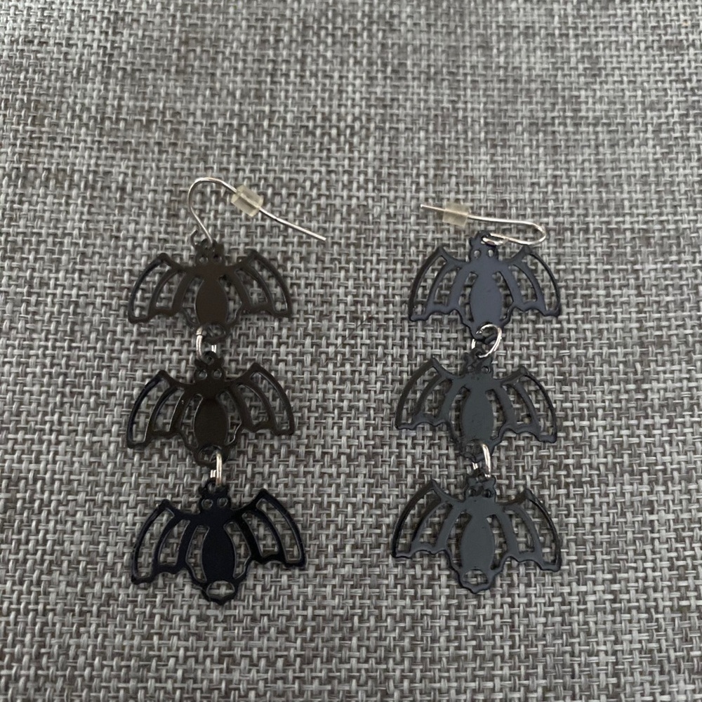 Halloween bat earrings